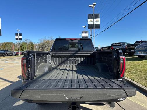 2025 GMC Sierra 2500 AT4