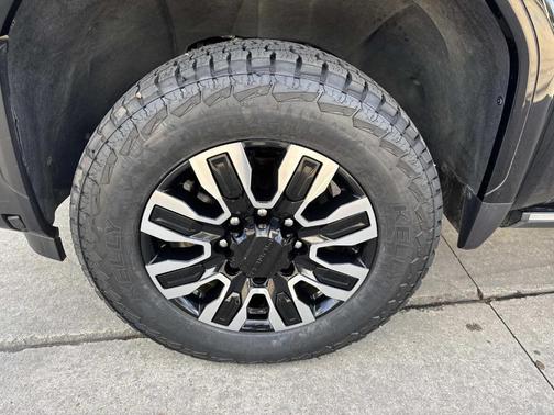 2024 GMC Sierra 2500 Denali Ultimate