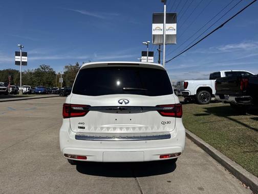 2023 INFINITI QX80 PREMIUM SELECT