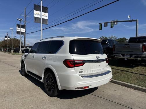 2023 INFINITI QX80 PREMIUM SELECT