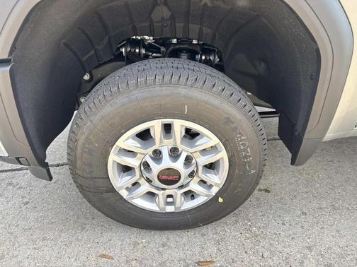 2026 GMC Sierra 2500 Pro