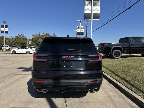 2024 GMC Acadia Elevation