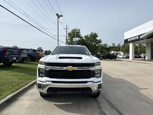 Summit White 2024 Chevrolet Silverado 2500 LT