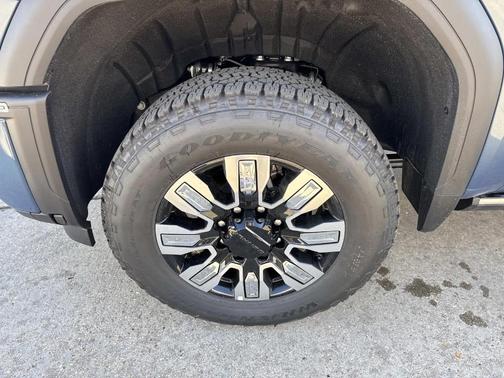 2026 GMC Sierra 3500 Denali