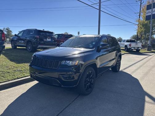 2022 Jeep Grand Cherokee WK Laredo
