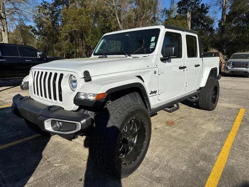 2021 Jeep Gladiator Sport