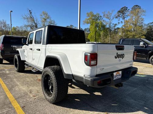 2021 Jeep Gladiator Sport