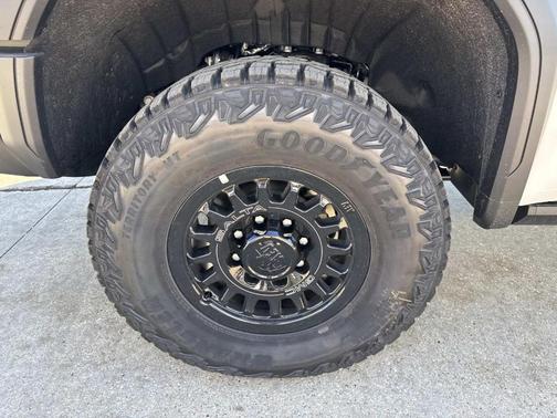 2026 GMC Sierra 2500 AT4X