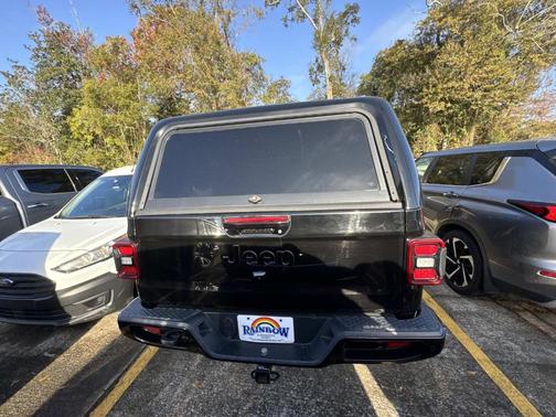 2021 Jeep Gladiator Overland