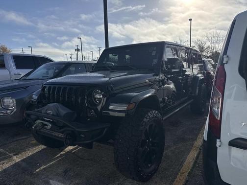 2021 Jeep Gladiator Overland