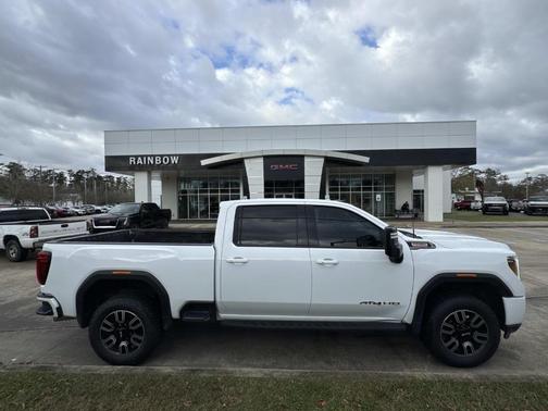 2022 GMC Sierra 2500 AT4