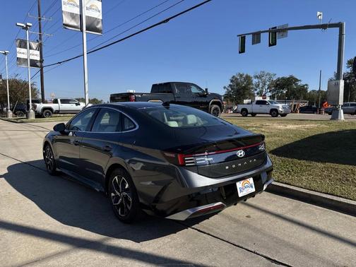 2025 Hyundai SONATA SEL