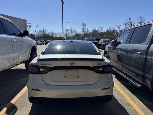 2021 Nissan Maxima SR