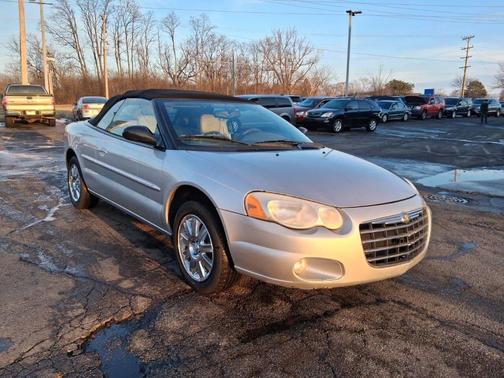 2005 Chrysler Sebring Base