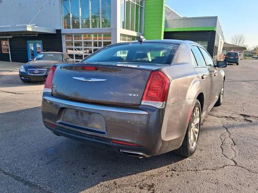 Granite Crystal Metallic Clearcoat 2015 Chrysler 300 Limited
