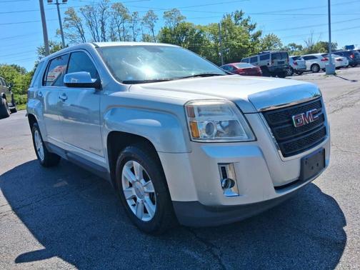 Silver 2013 GMC Terrain SLE-1