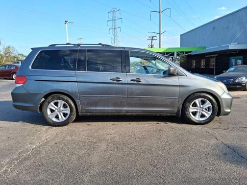 Gray 2010 Honda Odyssey Touring