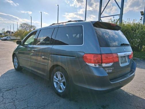 Gray 2010 Honda Odyssey Touring