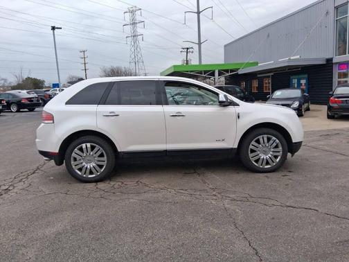 2010 Lincoln MKX Base