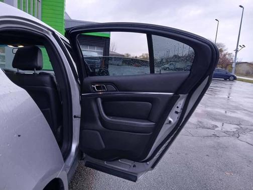 2009 Lincoln MKS Base