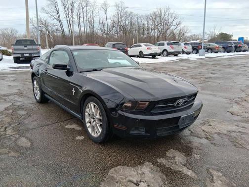 2012 Ford Mustang V6