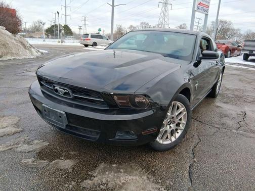 2012 Ford Mustang V6