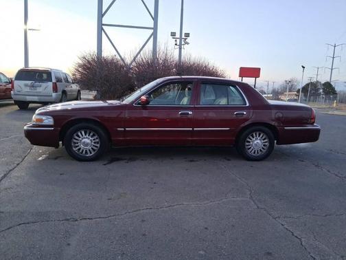 2006 Mercury Grand Marquis LS Premium 4dr Sedan