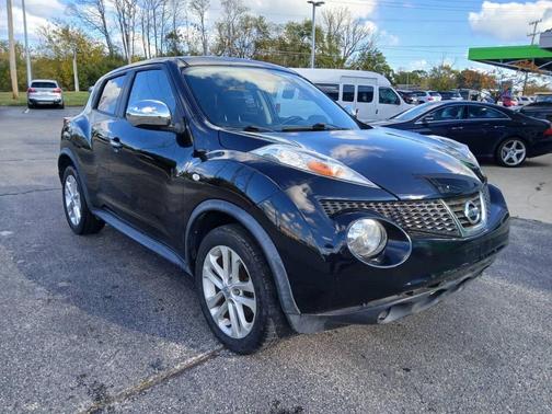 2012 Nissan Juke SV 4dr Crossover 6M