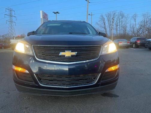 2016 Chevrolet Traverse LS