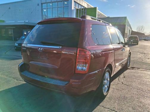 2007 Hyundai Entourage GLS 4dr Mini Van