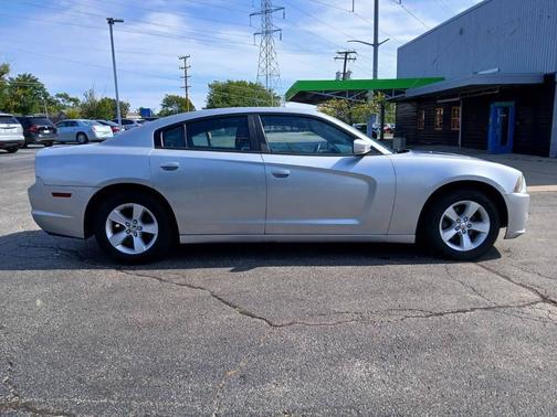 2012 Dodge Charger SE