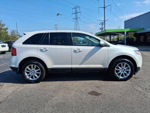 White 2013 Ford Edge SEL