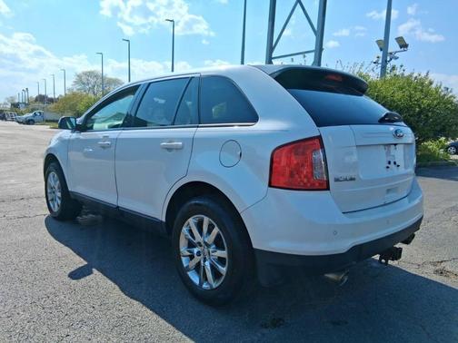 White 2013 Ford Edge SEL