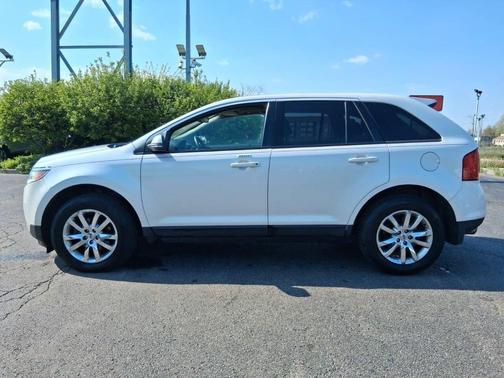 White 2013 Ford Edge SEL