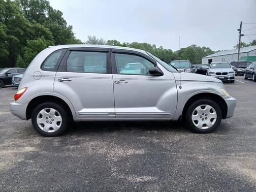 Silver 2009 Chrysler PT Cruiser Base 4dr Wagon