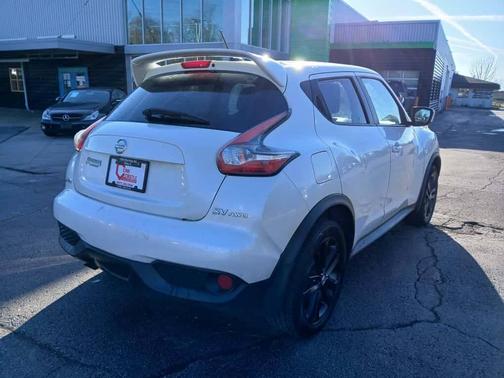 2015 Nissan Juke SV AWD 4dr Crossover