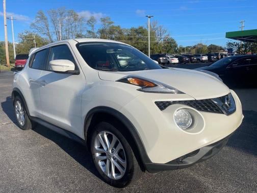 2015 Nissan Juke SV AWD 4dr Crossover