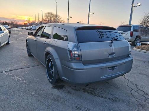 2005 Dodge Magnum RT