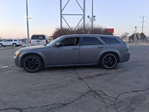 2005 Dodge Magnum RT