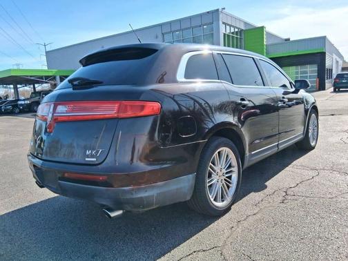 Tuxedo Black Metallic 2013 Lincoln MKT EcoBoost