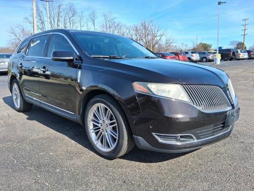 Tuxedo Black Metallic 2013 Lincoln MKT EcoBoost