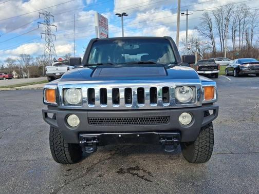 2006 Hummer H3 Base