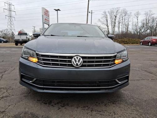 2016 Volkswagen Passat 1.8T R Line 4dr Sedan PZEV