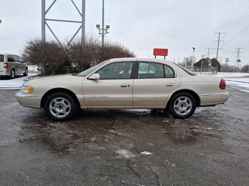 2000 Lincoln Continental Base 4dr Sedan