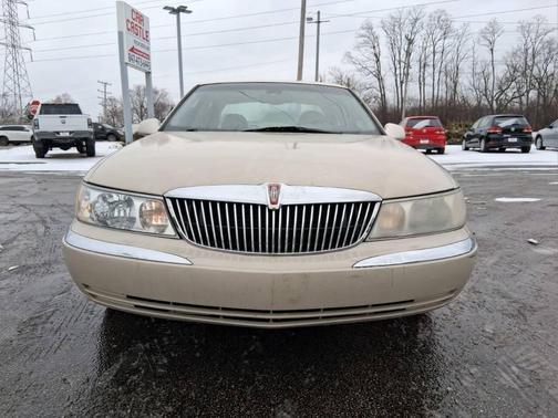 2000 Lincoln Continental Base 4dr Sedan