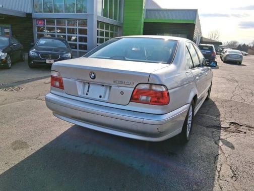 2003 BMW 530 i