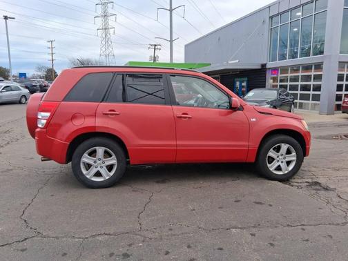 2008 Suzuki Grand Vitara Luxury 4dr SUV