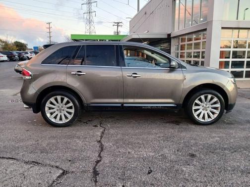 2012 Lincoln MKX Base