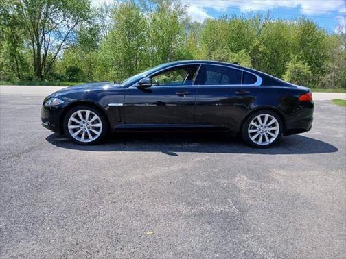 2013 Jaguar XF R
