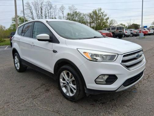 White 2017 Ford Escape SE